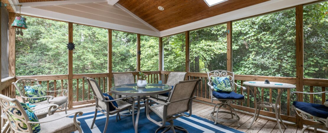 Exploring the Best Restaurants Listed on Dutch’s Daughter Menu